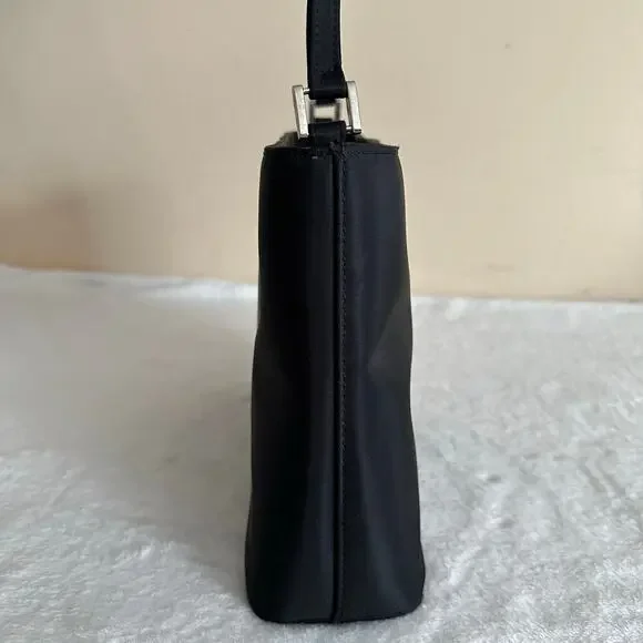 Kate Spade Black Nylon Shoulder Bag Sleek Minimal Y2K Classic Chic Clean Girl - Picture 5 of 16